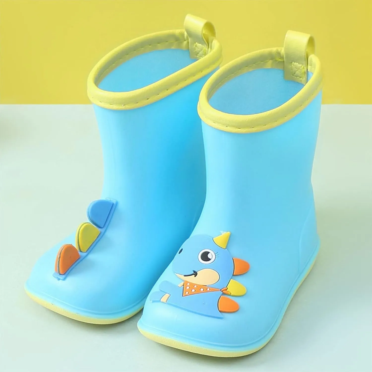 Kids Toddler Rain Boots for Girls Boys Dinosaur Cartoon Waterproof Rain Shoes Patterns Boot with Easy On Newborn Shoes