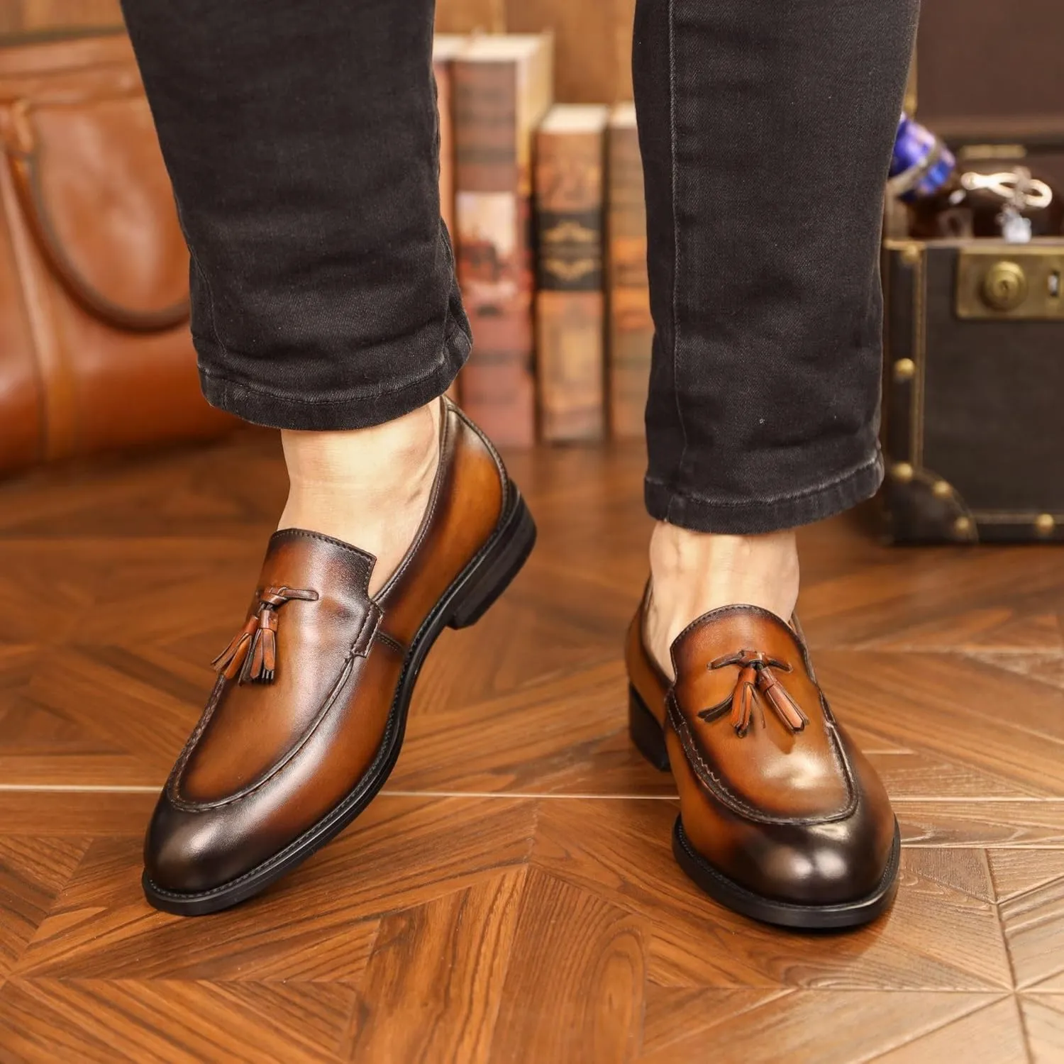 Leather Male Dress Shoes Business Mens Shoe Men Loafers Flats Round Toe Slip-On Solid Handmade Dress Shoes for Men
