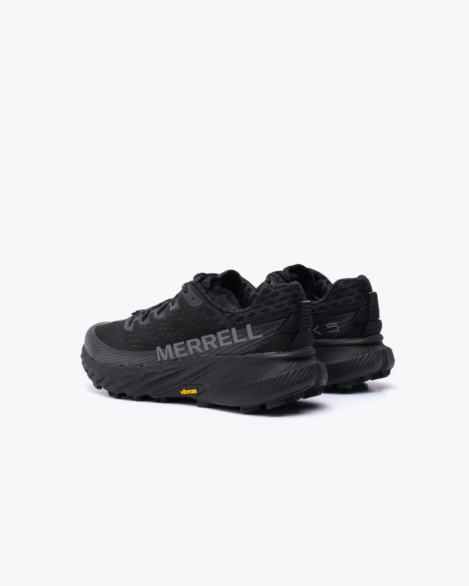 Women's Agility Peak 5 Black/Black